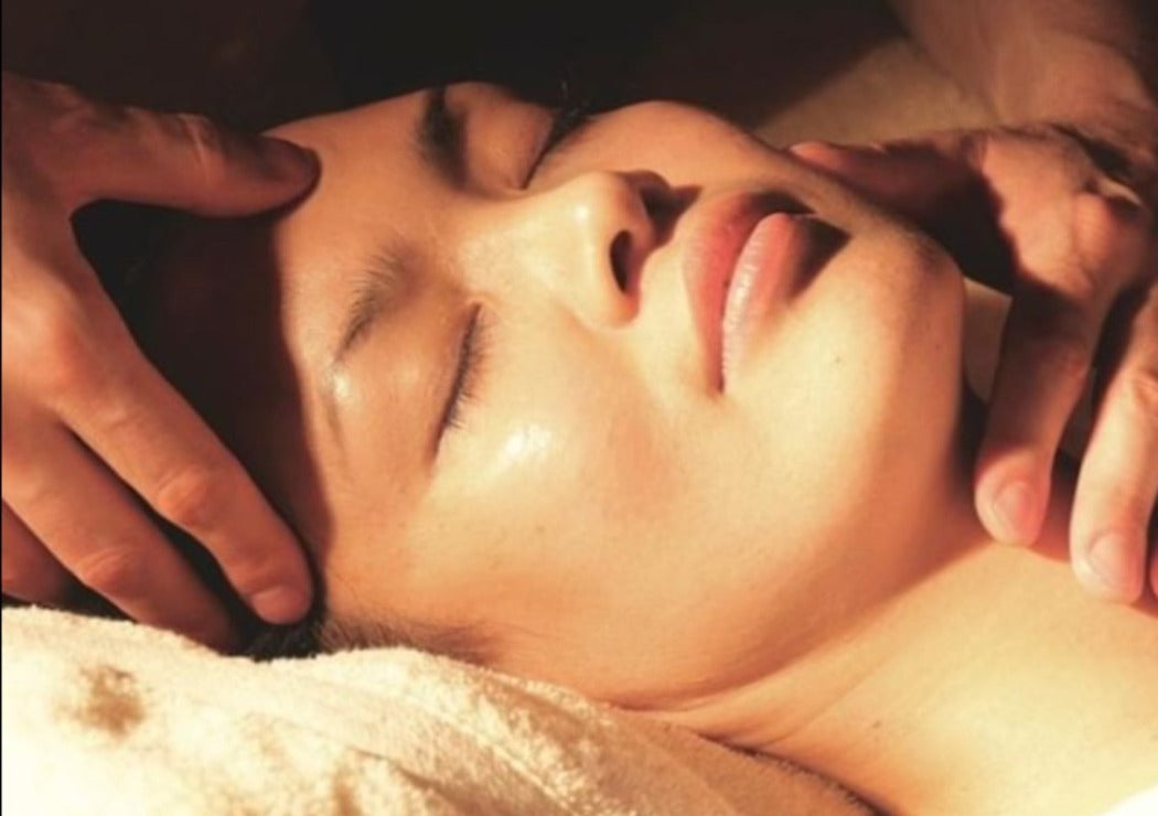 Aromatherapy Scalp Massage Treatment - 45 min.